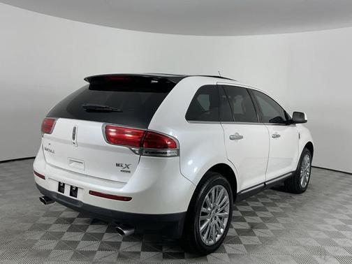 2011 Lincoln MKX Base