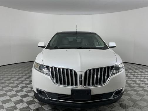 2011 Lincoln MKX Base