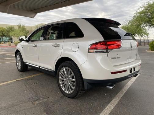 2011 Lincoln MKX Base