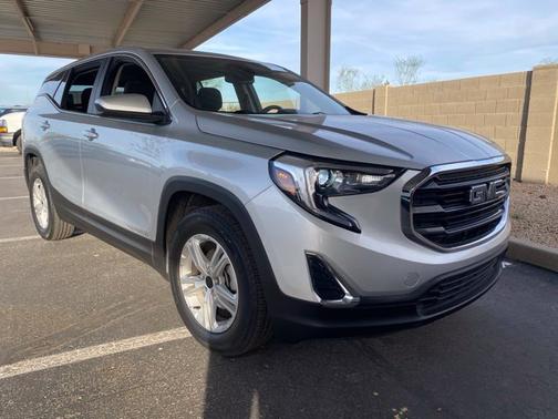 Quicksilver Metallic 2021 GMC Terrain SLE