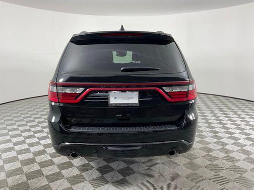 DB Black Crystal Clearcoat 2023 Dodge Durango GT Plus