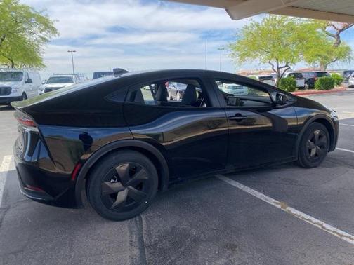 2024 Toyota Prius LE