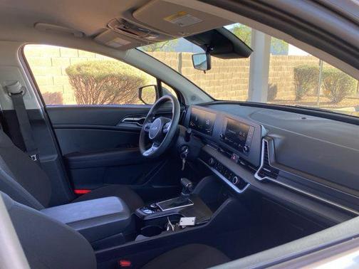 2025 Kia Sportage LX