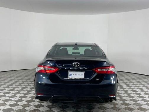 Aqua 2020 Toyota Camry SE