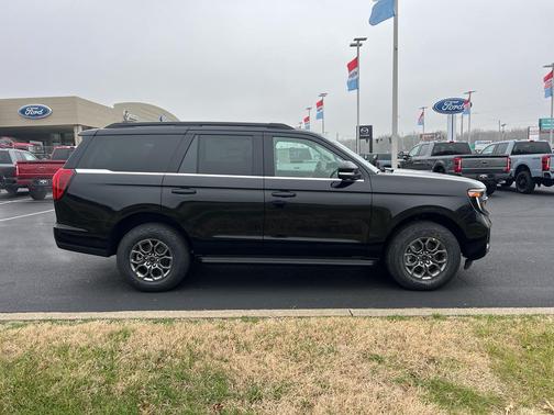 Agate Black Metallic 2026 Ford Expedition Active