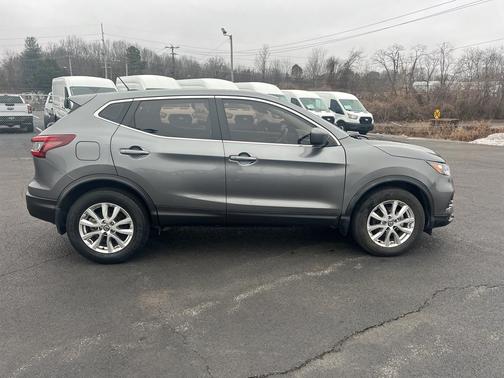 2021 Nissan Rogue Sport S
