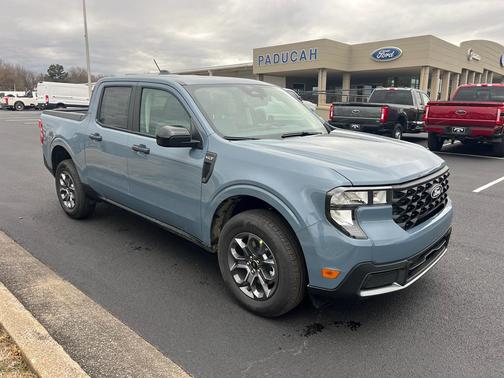 Azure Gray Metallic Tri-Coat 2026 Ford Maverick XLT