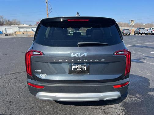 2022 Kia Telluride LX