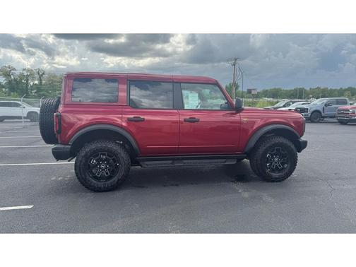 Ruby Red Metallic Tinted Clearcoat 2026 Ford Bronco Badlands