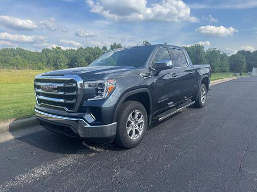 Dark Sky Metallic 2020 GMC Sierra 1500 SLE