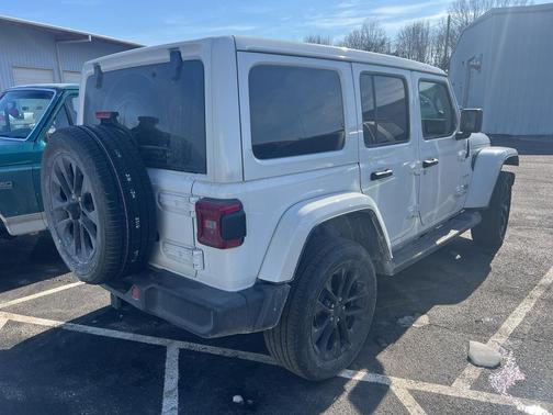 2022 Jeep Wrangler Unlimited 4xe Sahara