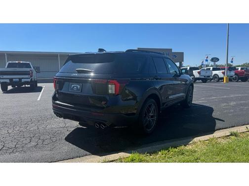 Agate Black Metallic 2026 Ford Explorer ST