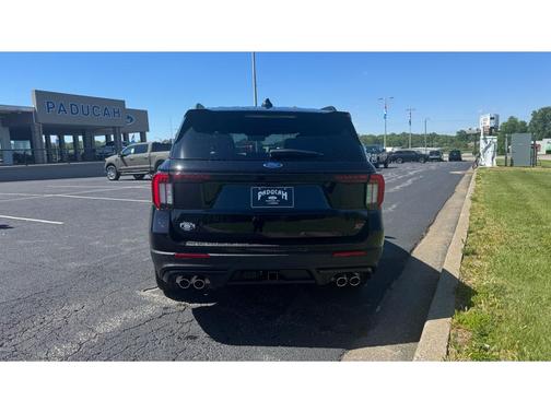 Agate Black Metallic 2026 Ford Explorer ST