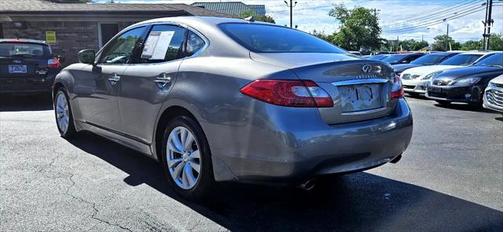 2011 INFINITI M37 Base