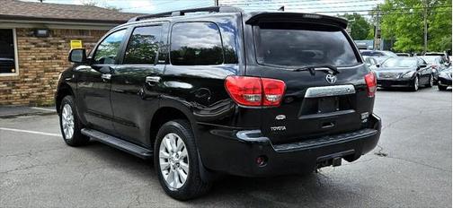 2010 Toyota Sequoia Platinum