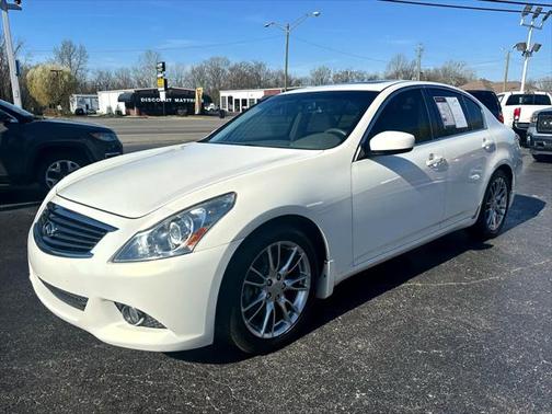 2013 INFINITI G37 Journey