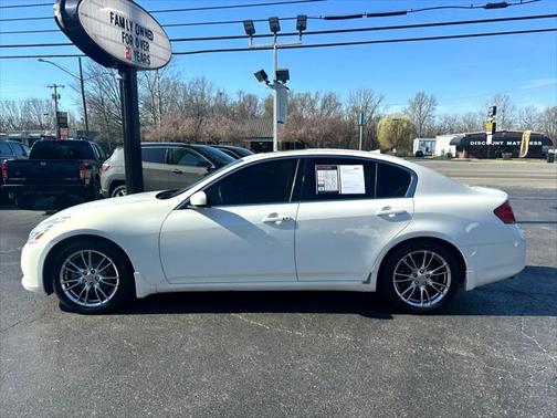 2013 INFINITI G37 Journey