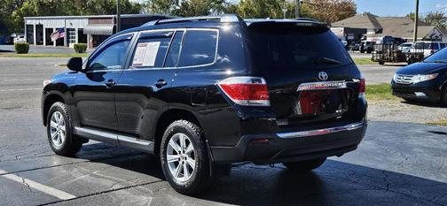 2012 Toyota Highlander SE