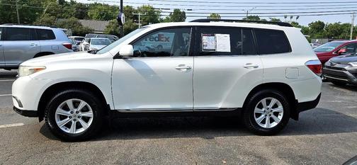 2013 Toyota Highlander SE