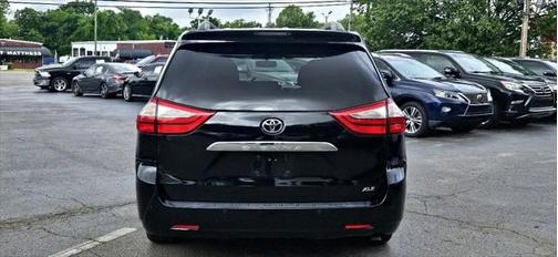 2015 Toyota Sienna XLE Premium