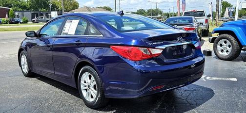 2013 Hyundai SONATA GLS