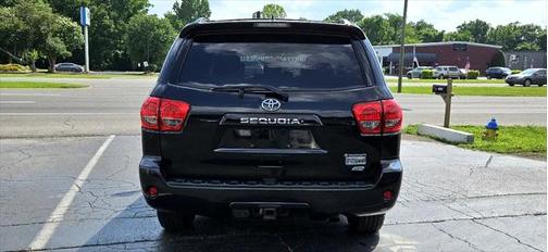 2014 Toyota Sequoia SR5