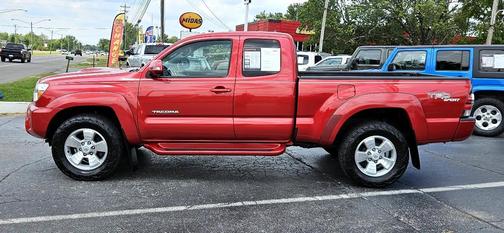 2013 Toyota Tacoma Base
