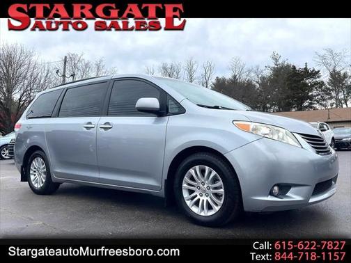 2013 Toyota Sienna XLE