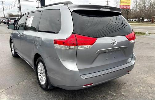 2013 Toyota Sienna XLE