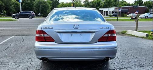2005 Lexus LS 430 Base