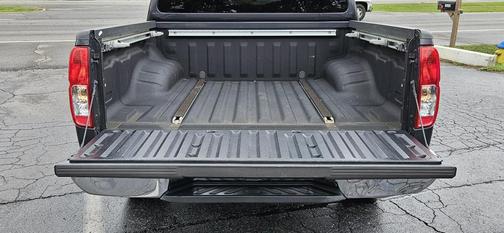 2011 Nissan Frontier SV