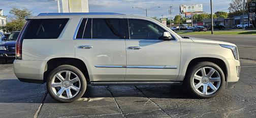 2015 Cadillac Escalade Premium