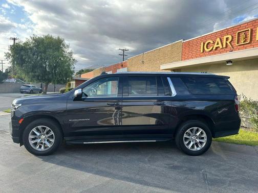 2023 Chevrolet Suburban Premier