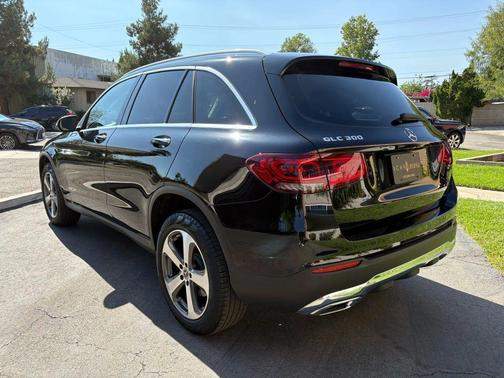 2022 Mercedes-Benz GLC 300 Base