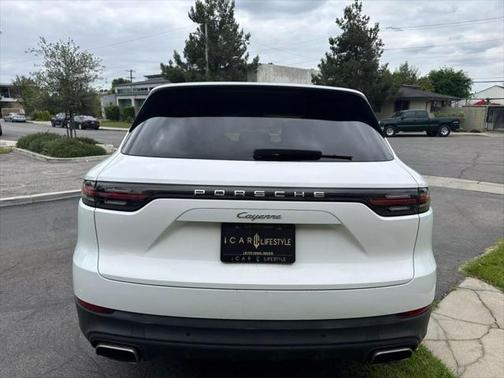 2021 Porsche Cayenne Sport Utility 4D