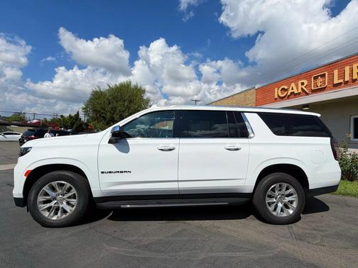 2024 Chevrolet Suburban Premier