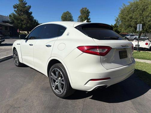 2019 Maserati Levante Base