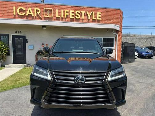 2021 Lexus LX 570 Three-Row