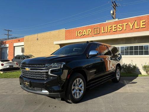 2023 Chevrolet Suburban Premier