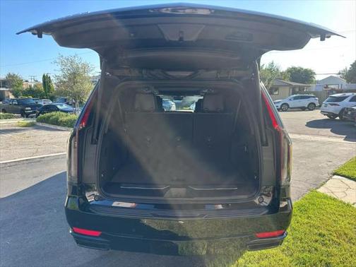 2023 Cadillac Escalade ESV Sport Platinum