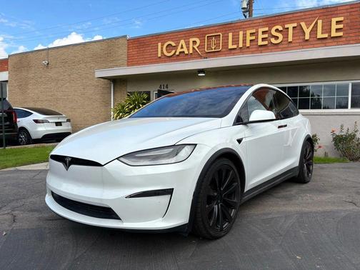 2022 Tesla Model X Plaid Tri Motor All-Wheel Drive