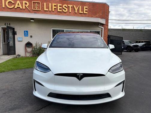 2022 Tesla Model X Plaid Tri Motor All-Wheel Drive