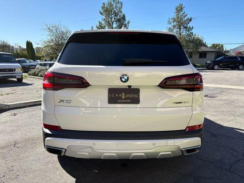 2023 BMW X5 sDrive40i