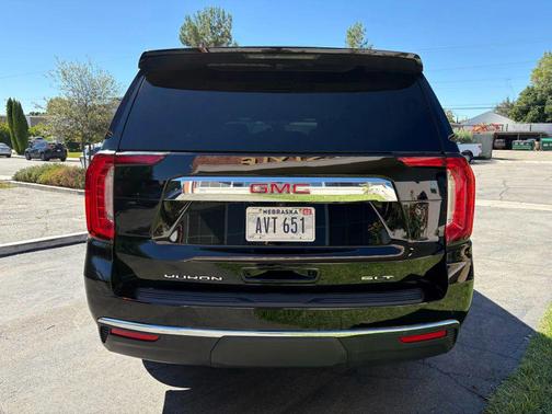 2024 GMC Yukon XL SLT