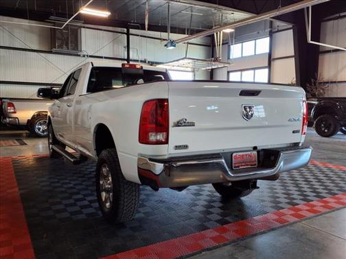 2018 RAM 3500 SLT Crew Cab 4x4 8' Box