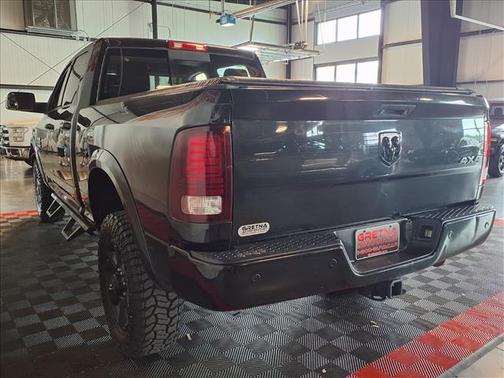 Brilliant Black Crystal Pearlcoat 2018 RAM 2500 Laramie Crew Cab 4x4 6'4' Box