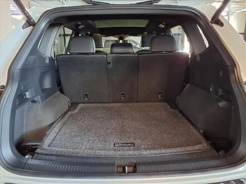 2022 Volkswagen Tiguan 2.0T SEL R-Line 4MOTION