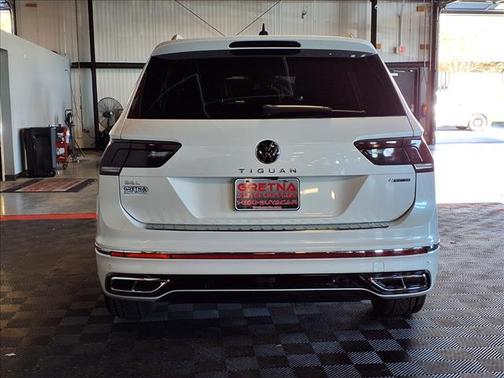 2022 Volkswagen Tiguan 2.0T SEL R-Line 4MOTION