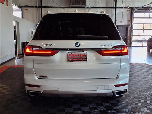 Mineral White Metallic 2020 BMW X7 xDrive40i