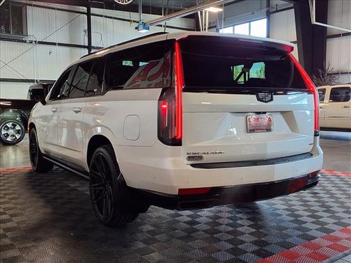 2021 Cadillac Escalade ESV Sport